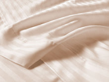 Load image into Gallery viewer, 100% Egyptian cotton 250 Thread count fitted sheets
