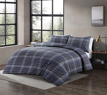 Load image into Gallery viewer, Wesley Duvet set
