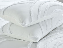 Load image into Gallery viewer, Zara Duvet sets
