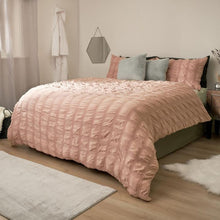 Load image into Gallery viewer, Pink Square Seersucker Bedding
