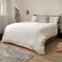 Load image into Gallery viewer, White Square Seersucker Bedding
